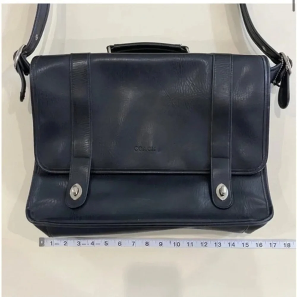 Coach Coach - Picture 7 of 15